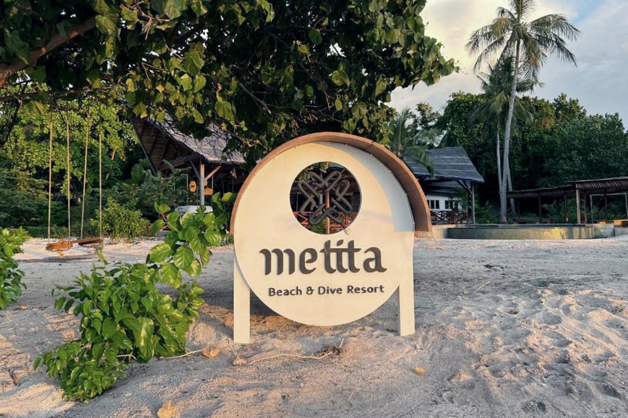 Metita Beach & Dive Resort Daruba Exterior photo